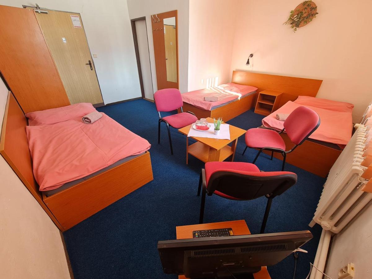 Penzion Olympia Banská Bystrica Exterior foto