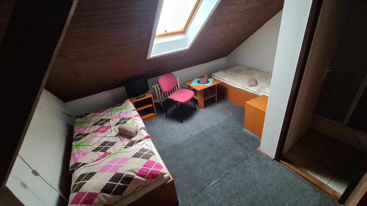 Penzion Olympia Banská Bystrica Exterior foto